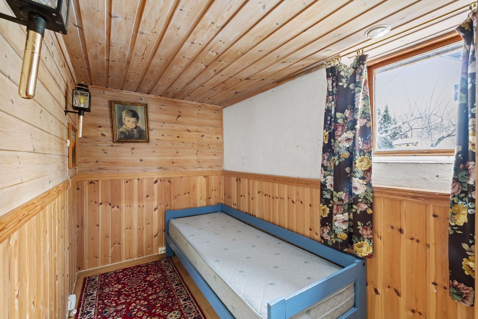 Innredet soverom i underetasje Hystadveien 136 C ( Ikke godkjent) Galleribilde