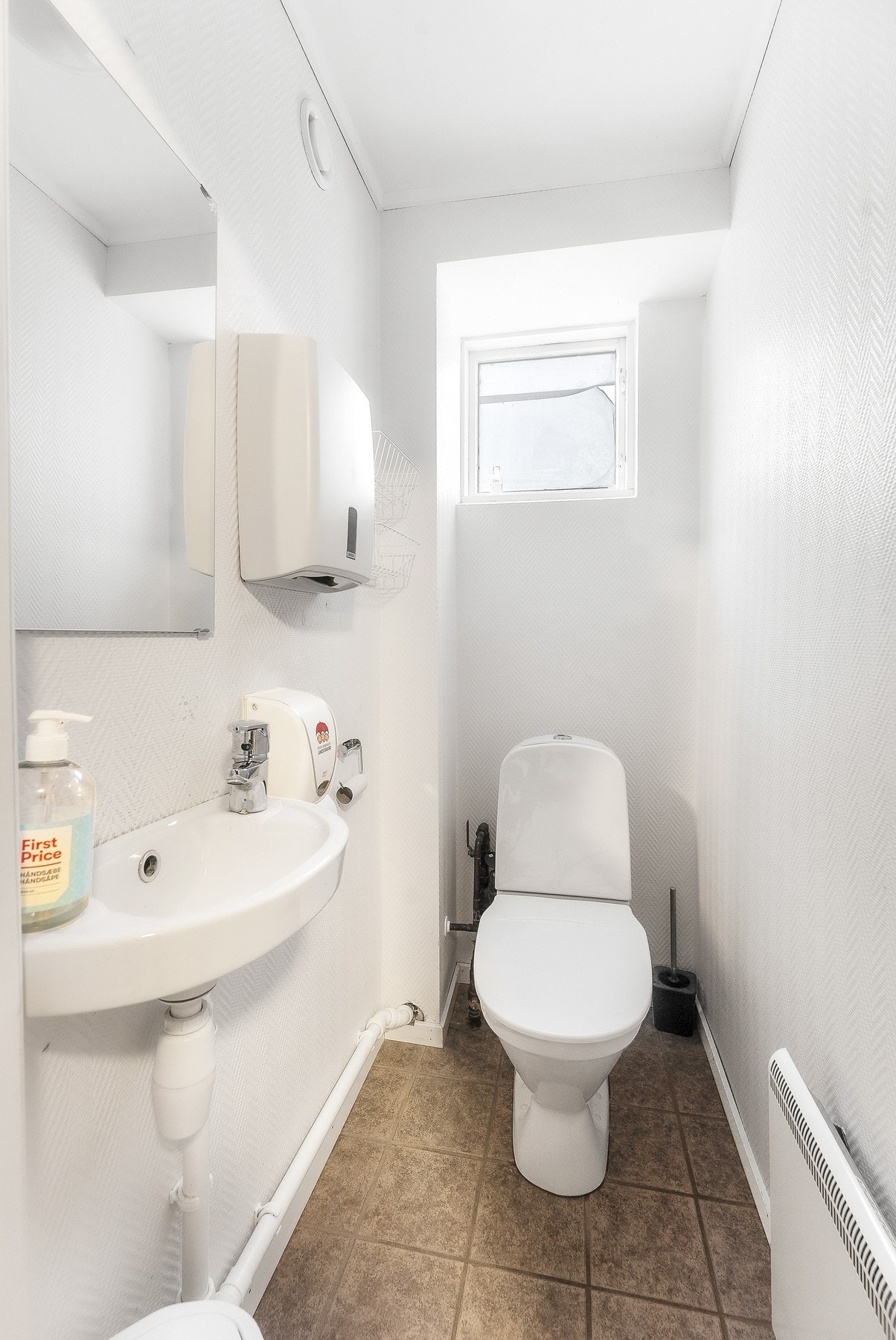 Toalettrom. Galleribilde