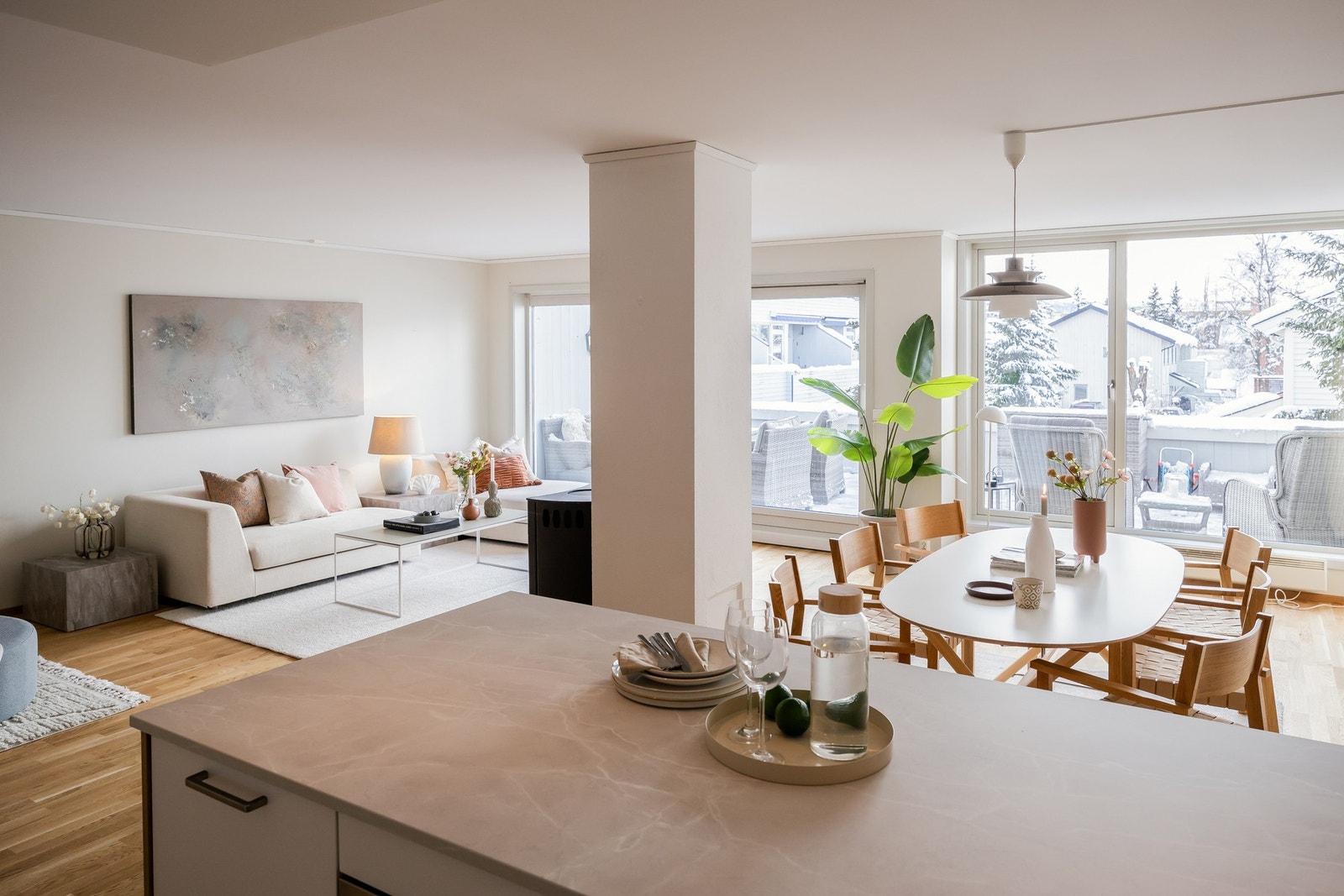 Velkommen til en stilren og romslig selveierleilighet på Heimdal. Galleribilde