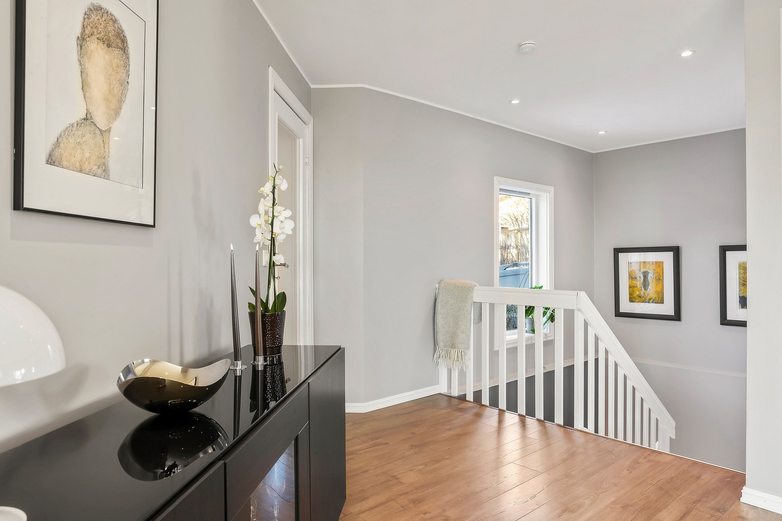 Boligen er malt i tidsriktige farger Galleribilde