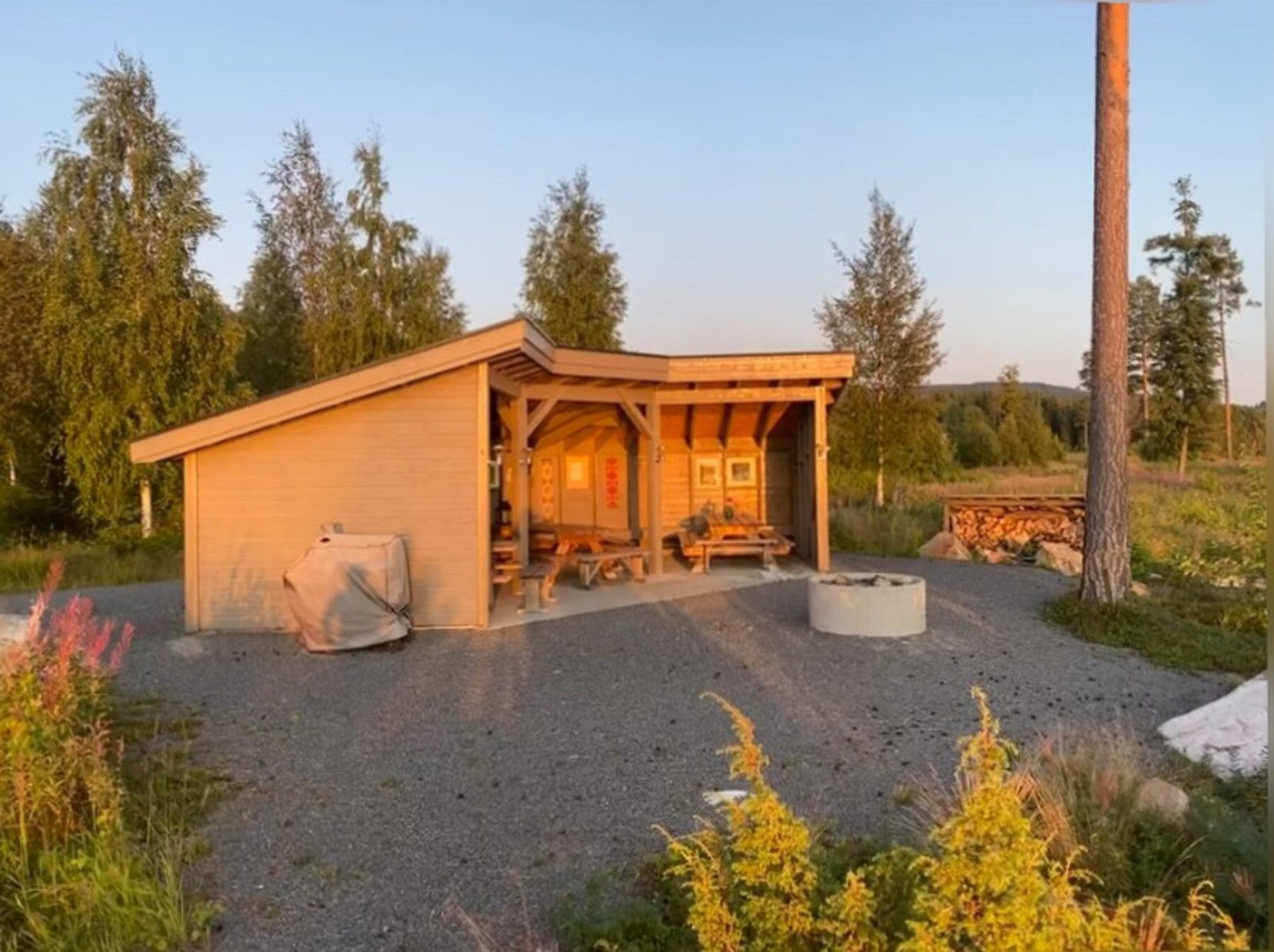 Bilde tatt av selger. Galleribilde