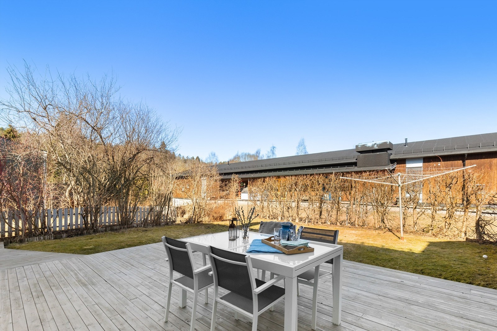 Beplantinger skjermer for innsyn. Galleribilde