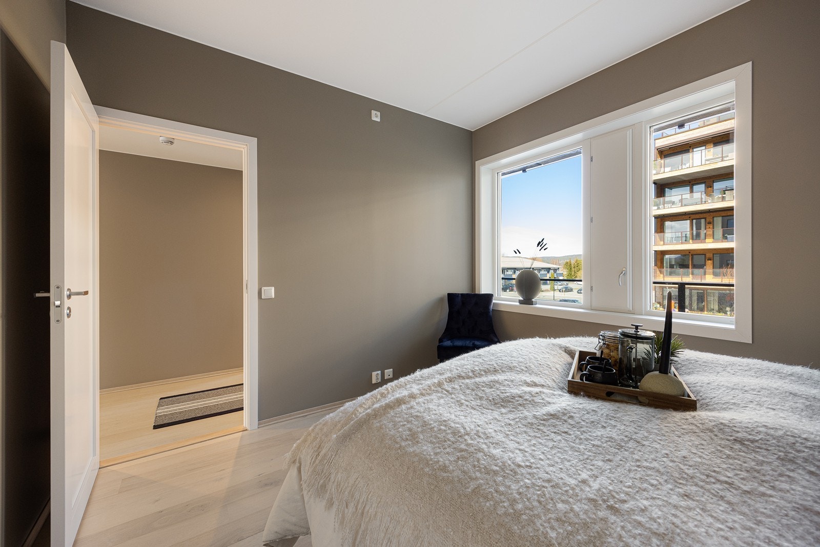 Behagelig og lun fargetone på veggene Galleribilde