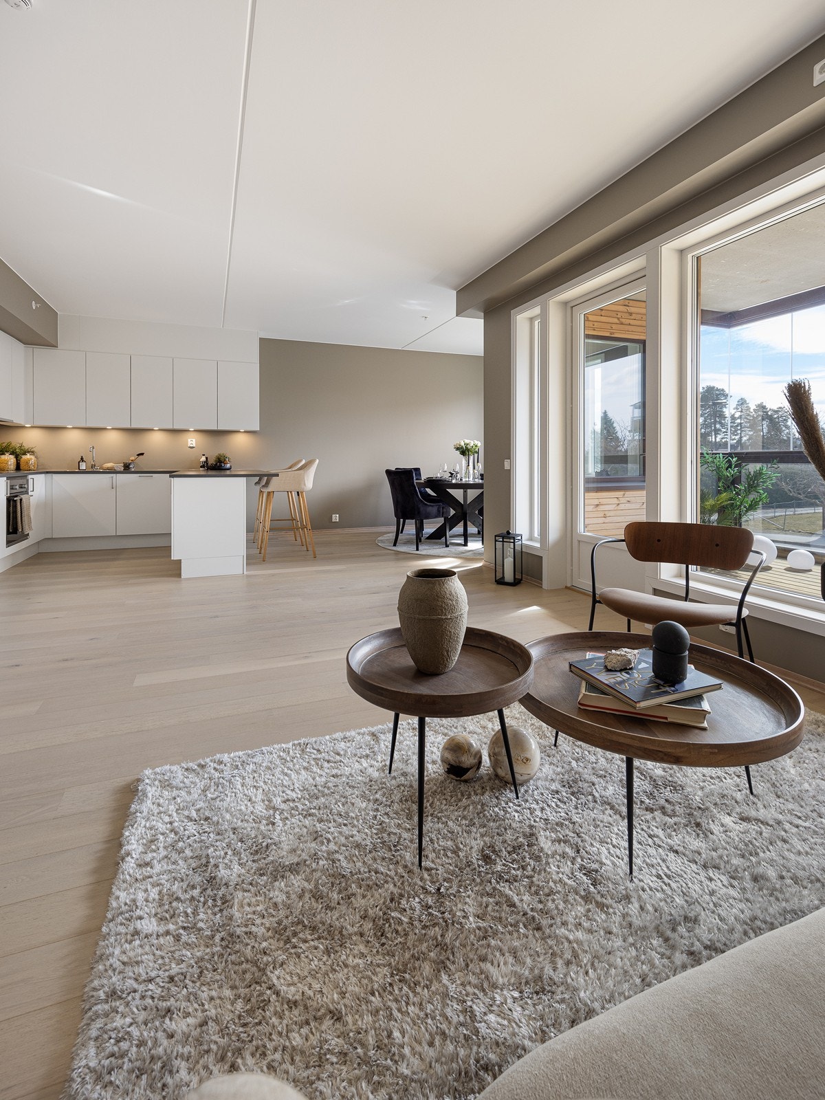 Fra stuen er det utgang til balkongen Galleribilde