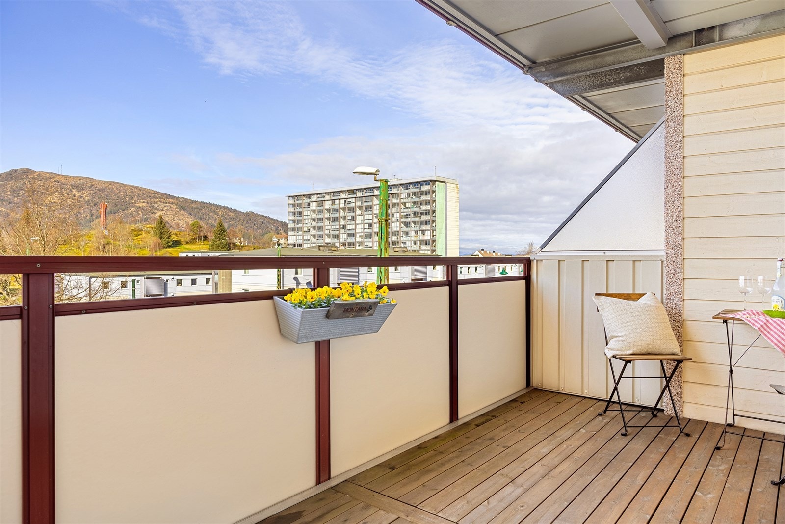 Stor vestvendt balkong Galleribilde