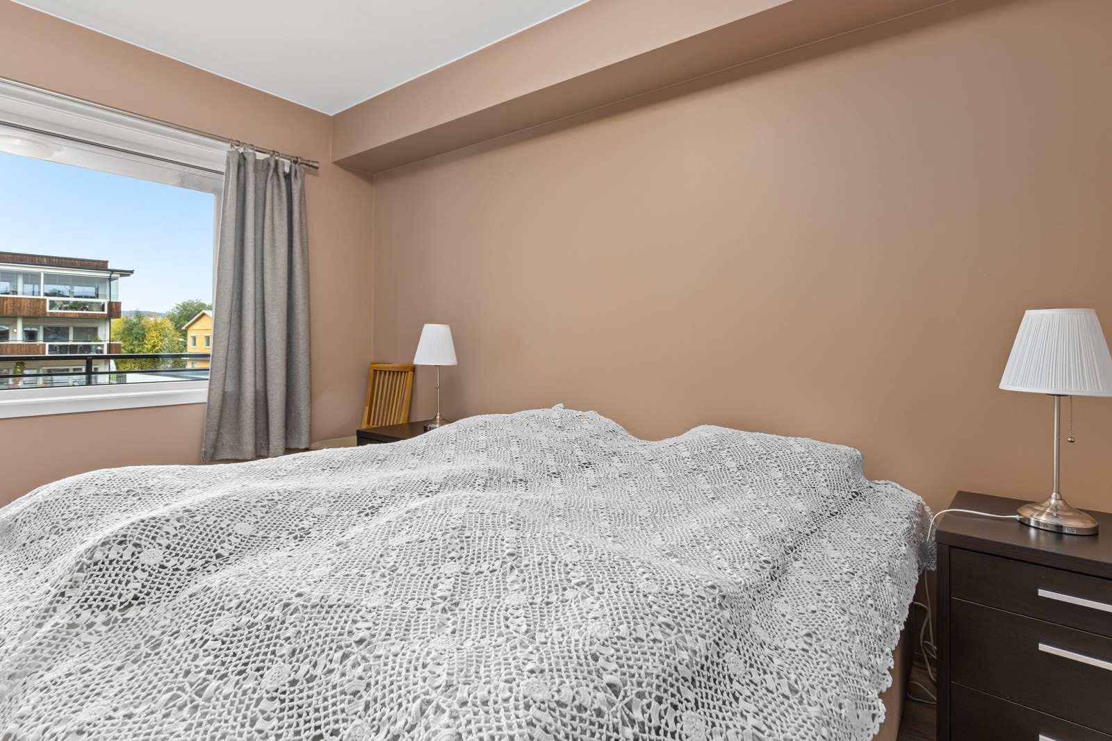 2 soverom med god plass til både seng og garderobe. Galleribilde