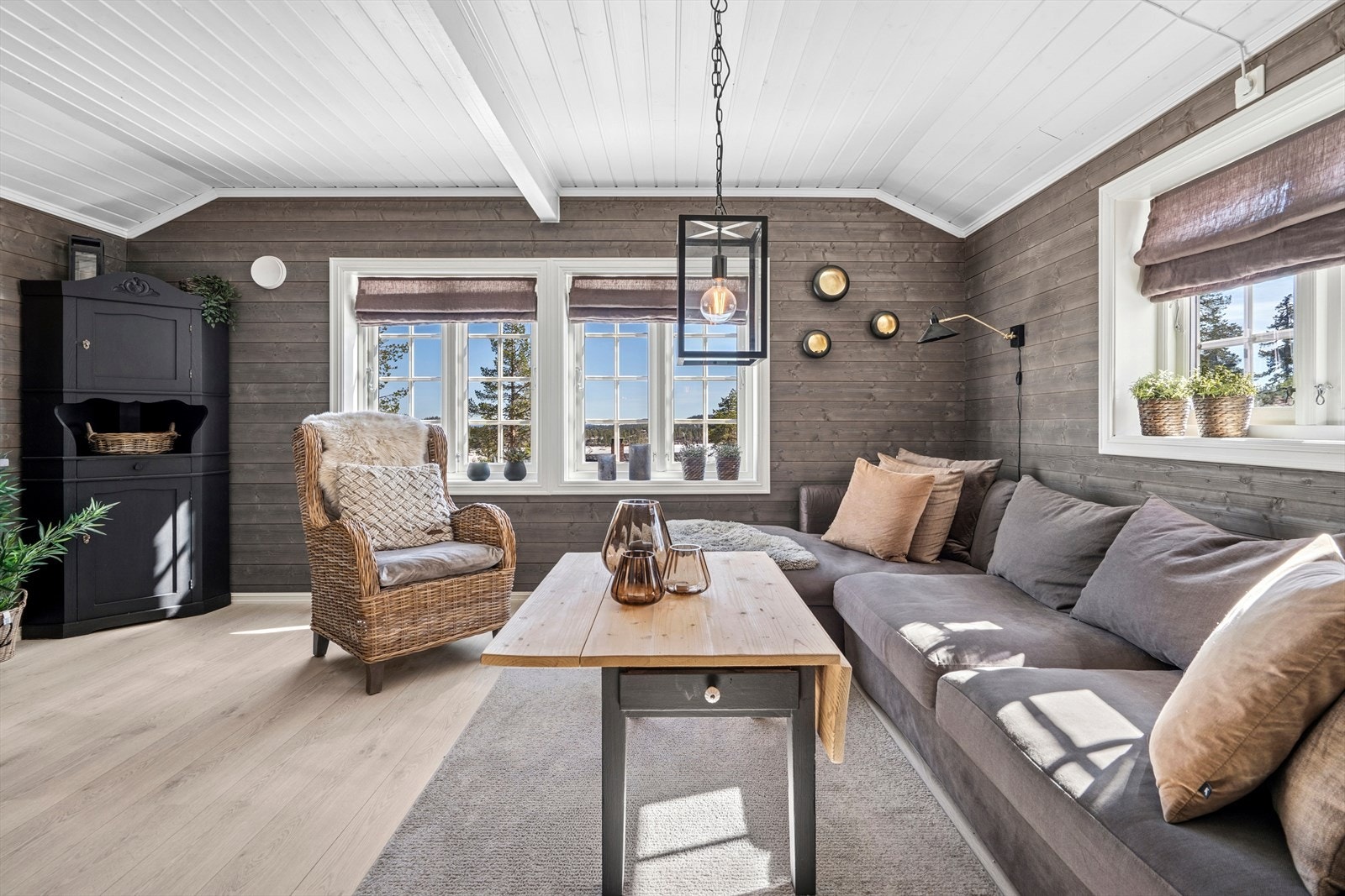 Her er det bare å starte med å finne roen, se på utsikten Galleribilde