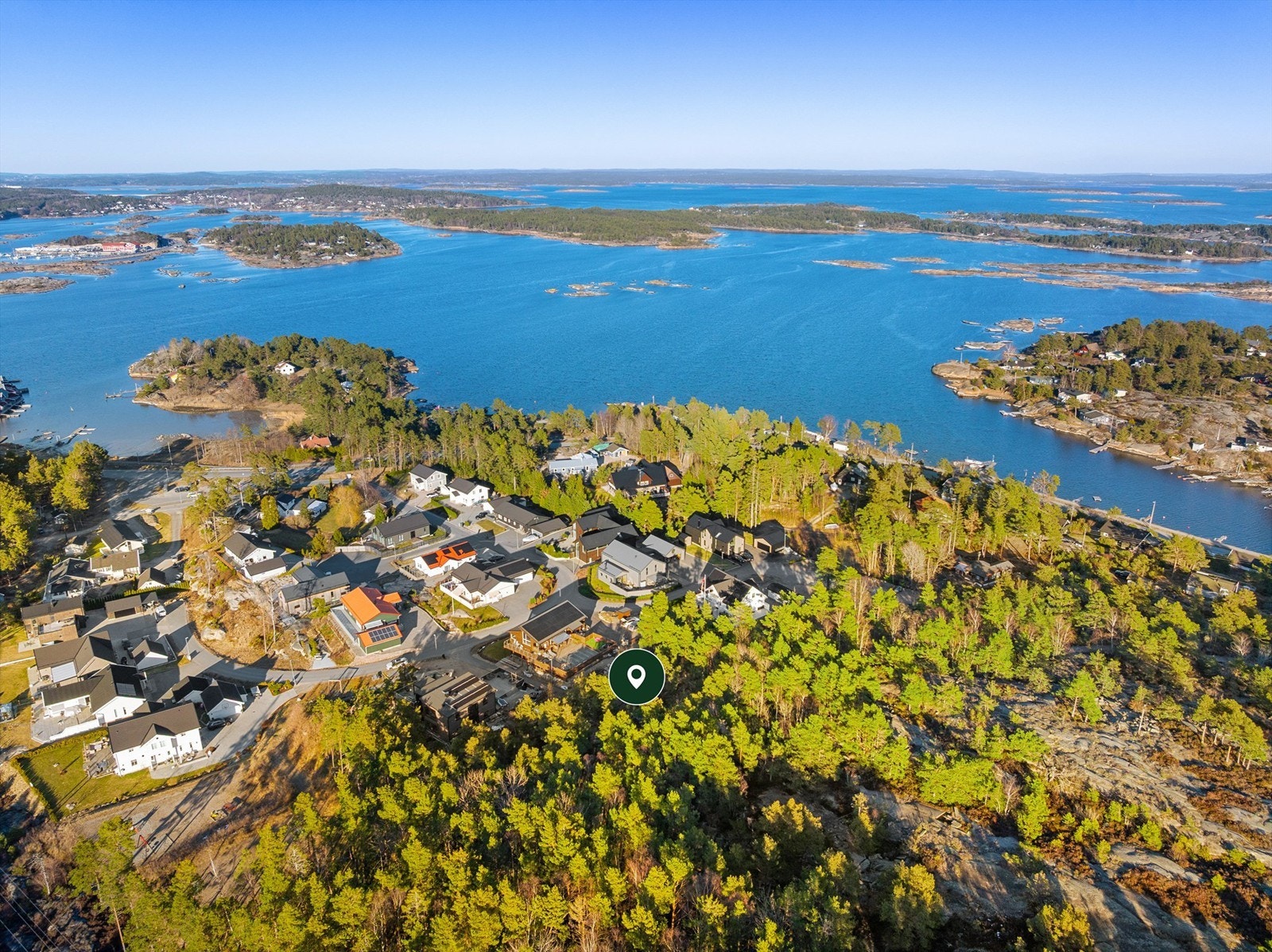 Nordengåsen er blant de yngste boligfeltene på Hvaler og har på kort tid også blitt et ettertraktet bosted. Galleribilde