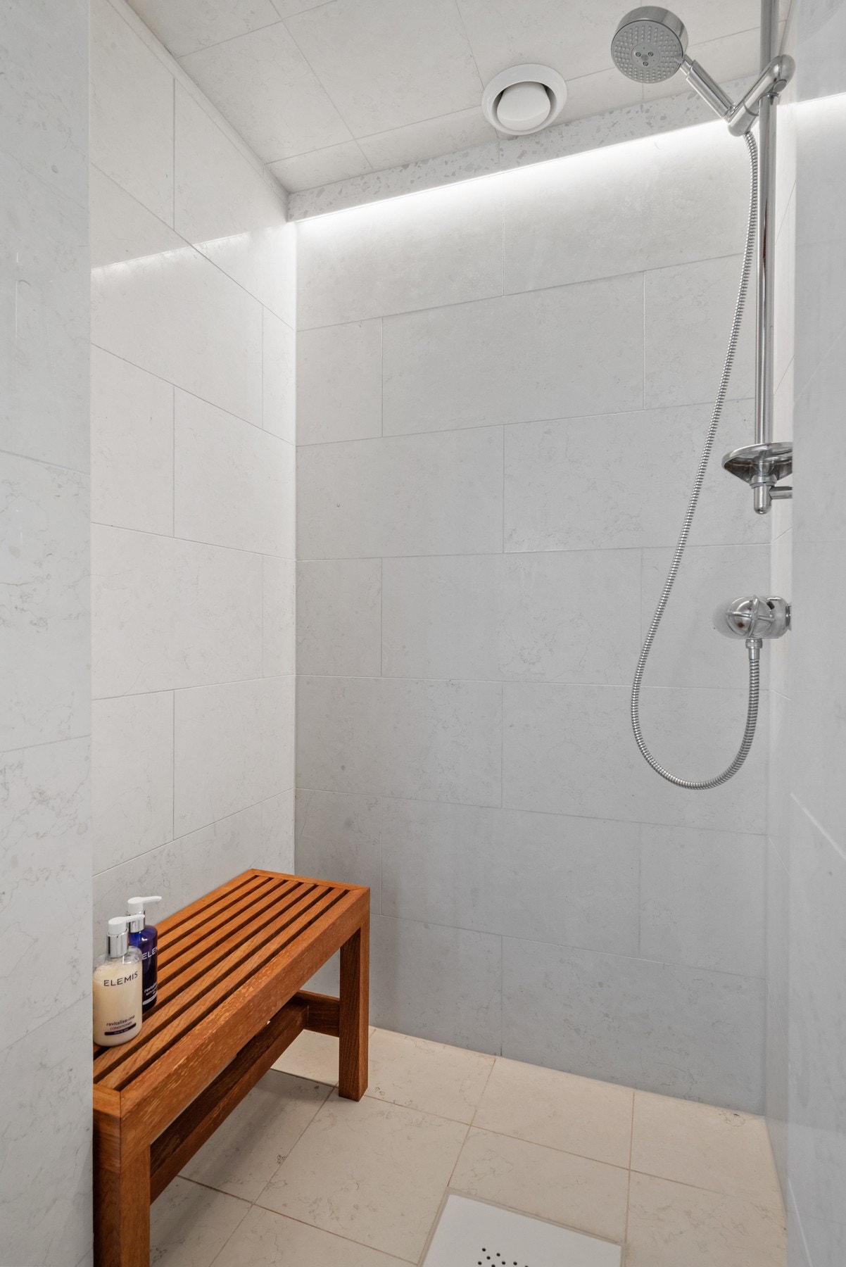 Dusj i spaavdelingen Galleribilde