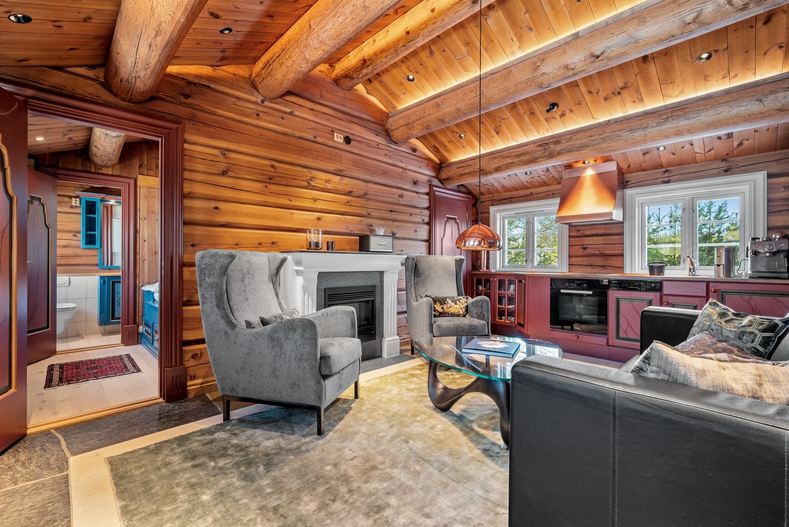 Her har vi boligens kaffestue med kjøkken. Galleribilde