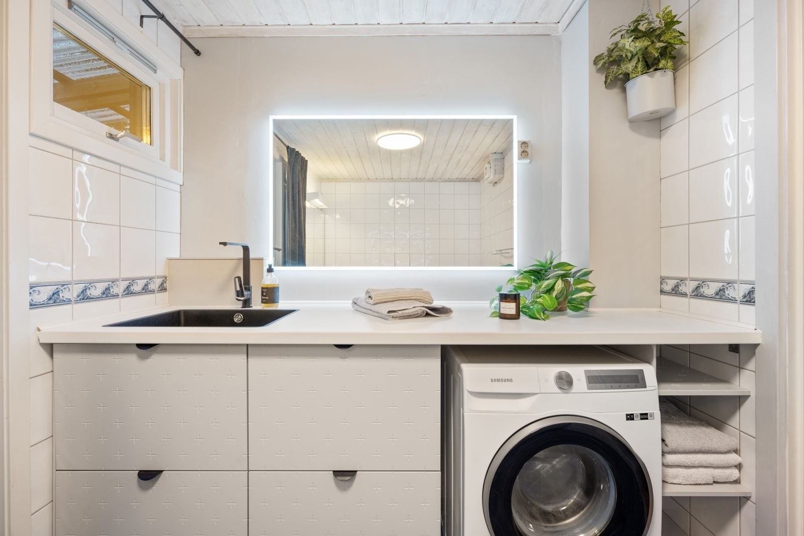 Bad nr 2 med vaskerom. Galleribilde