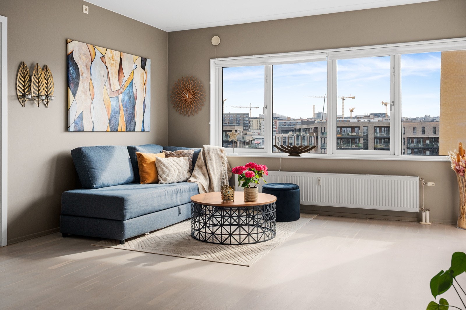 Velkommen til Bertrand Narvesens vei 3 - Presentert av Emir Resulbegovic i PrivatMegleren Galleribilde