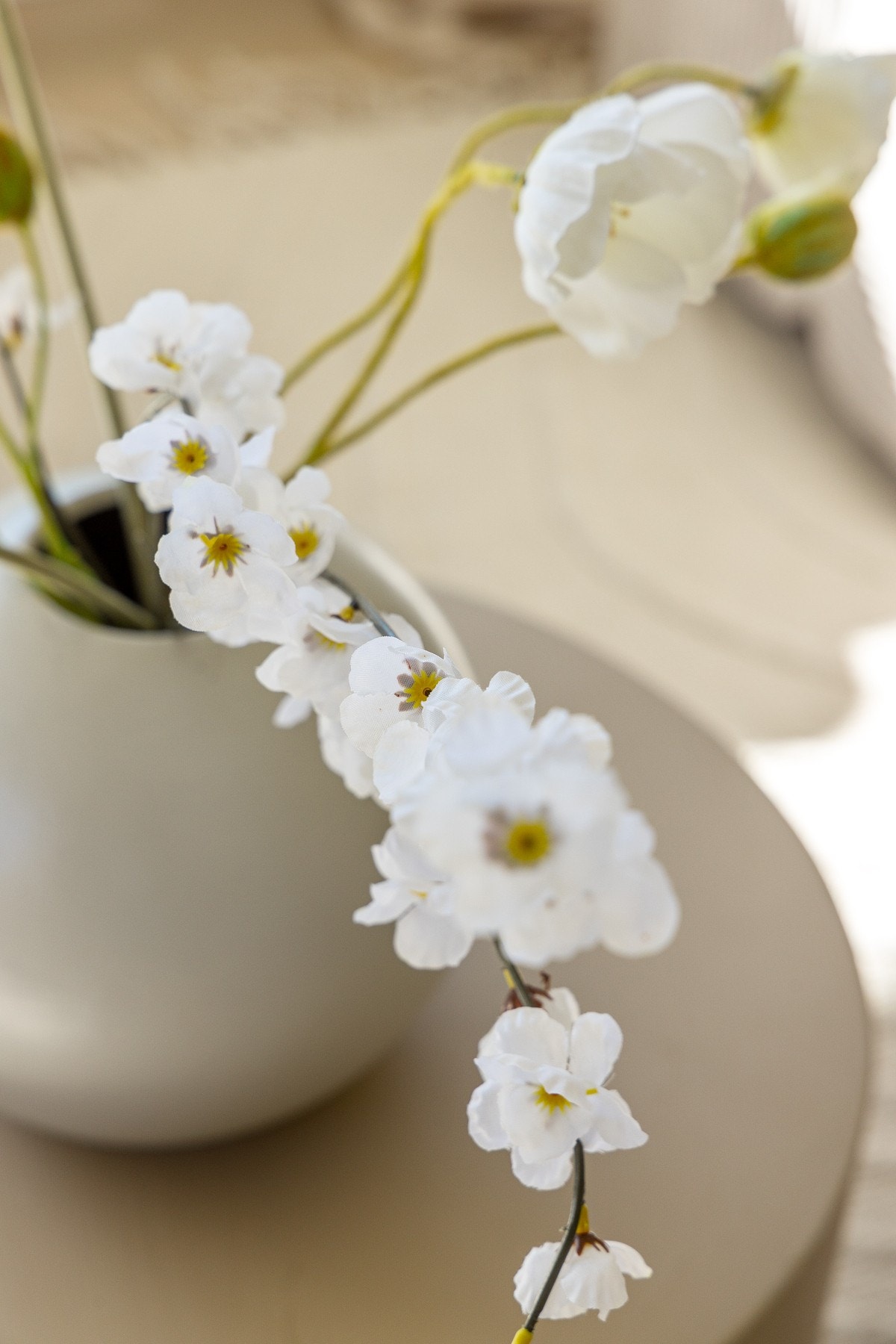 Varmtvann, fyring og bredbånd er inkludert i de månedlige fellesutgiftene på kr 2.855,60. Galleribilde