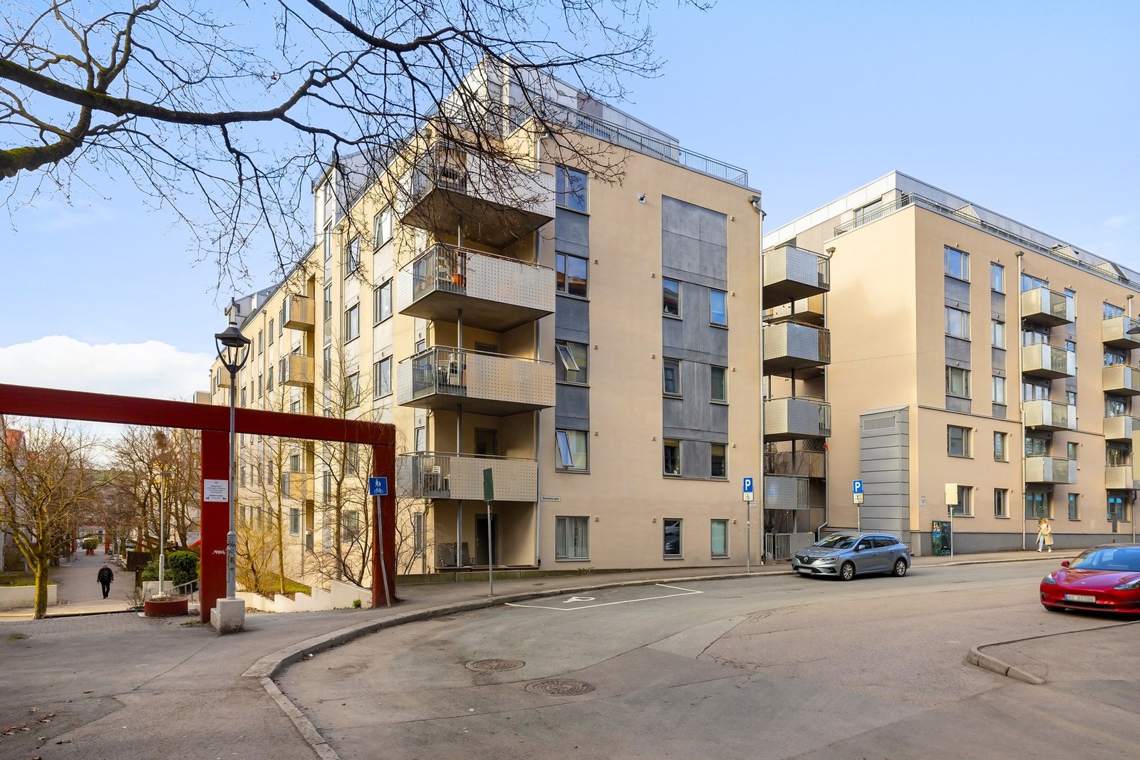 Boligens inngang er fra Biermanns gate. Galleribilde