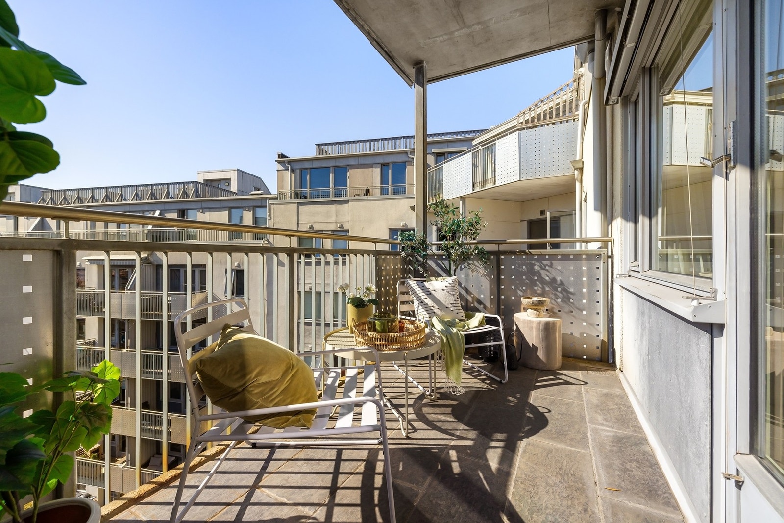 Herlig balkong på 7m² med utgang fra stuen. Galleribilde