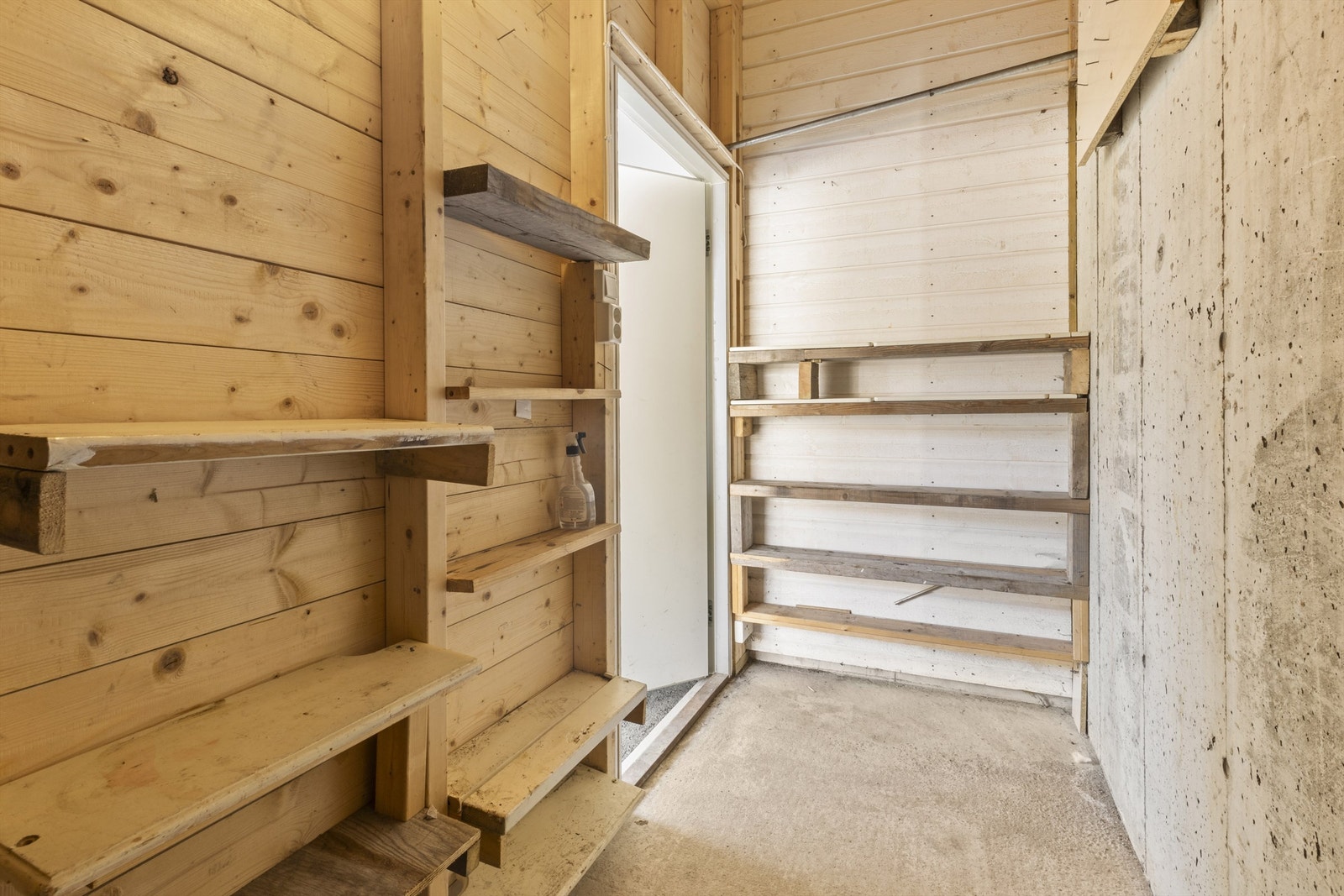 Utvendig bod Galleribilde