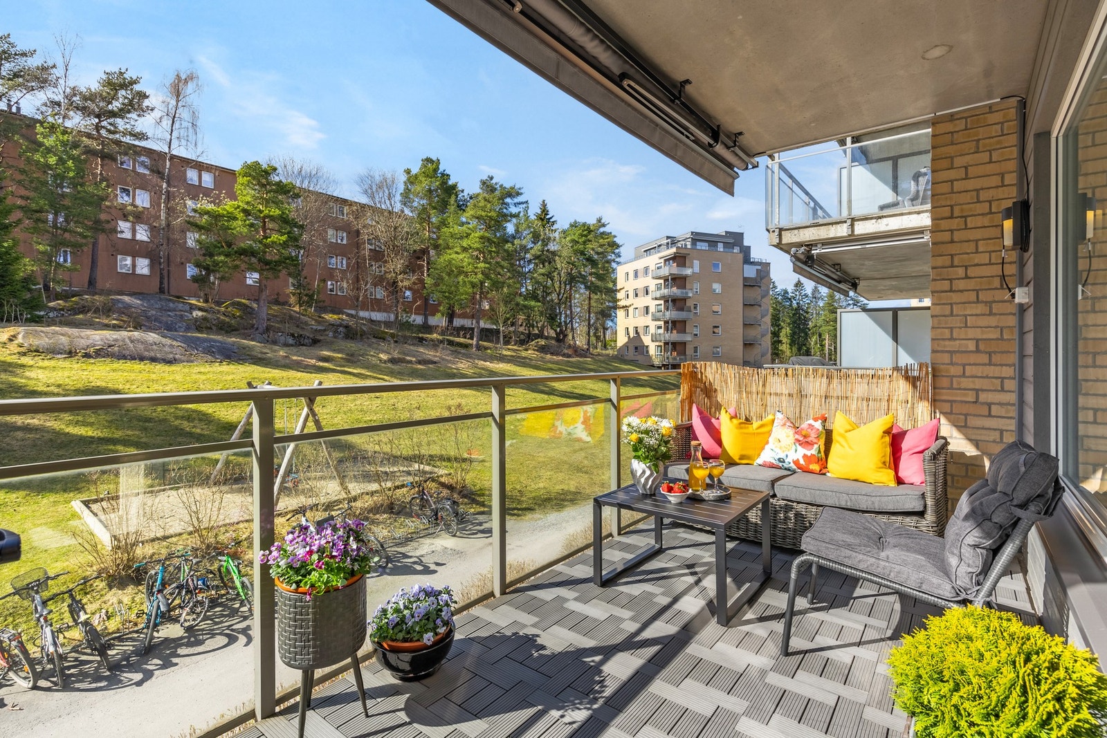 Velkommen til Hellerudveien 73D - presentert av PrivatMegleren ved Selma N. Thorkildsen. Galleribilde