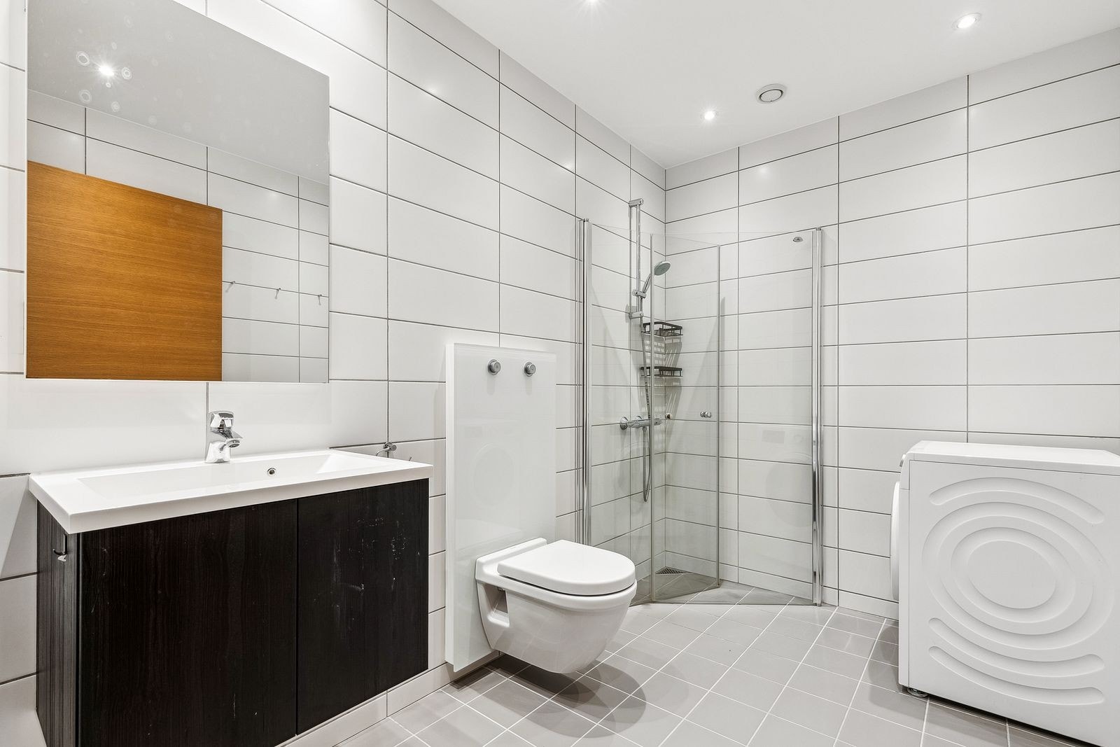 Badet i 1 etasje Galleribilde