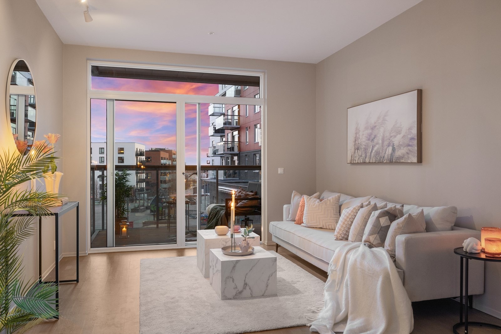 Her er et god plass til både sofagruppe, TV-møblement og annet ønsket interiør. Galleribilde