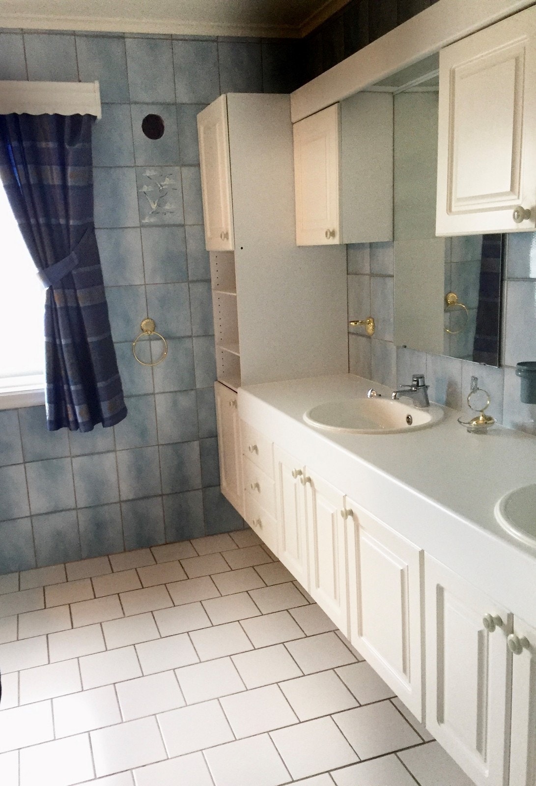 Bad i andre etasje Galleribilde