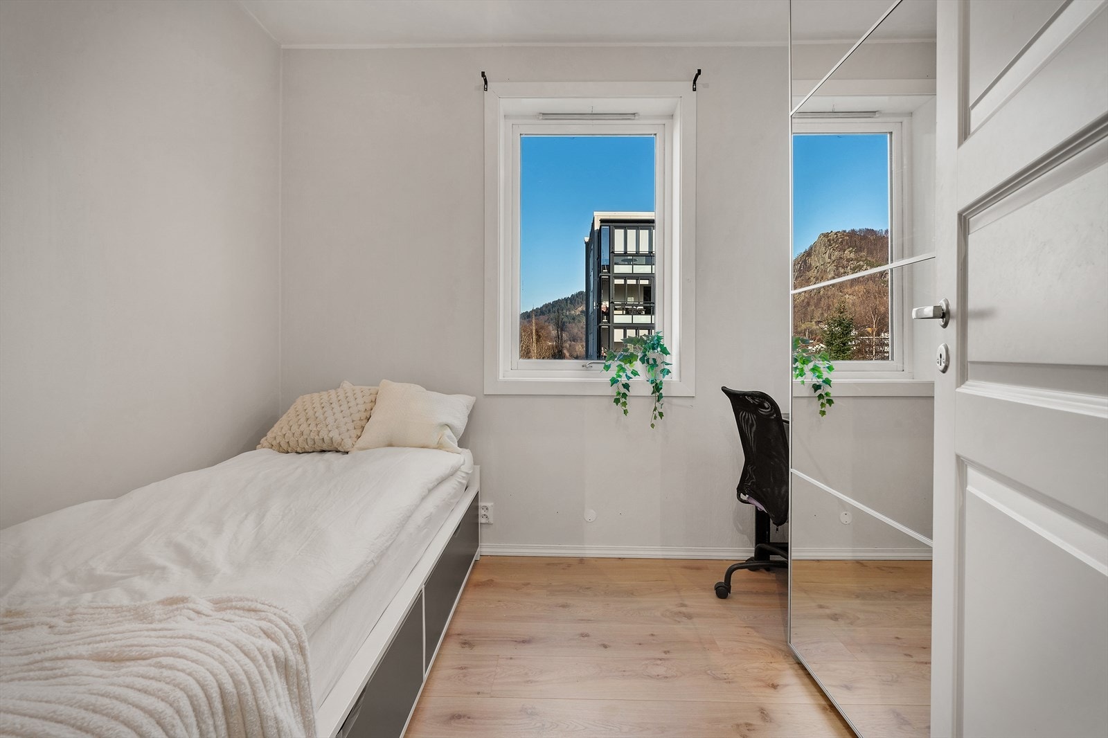 - Soverom 3 måler 6,5m² - Galleribilde