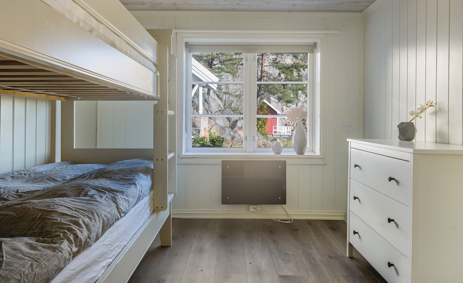 Soverom nr 2 i underetasje. Galleribilde