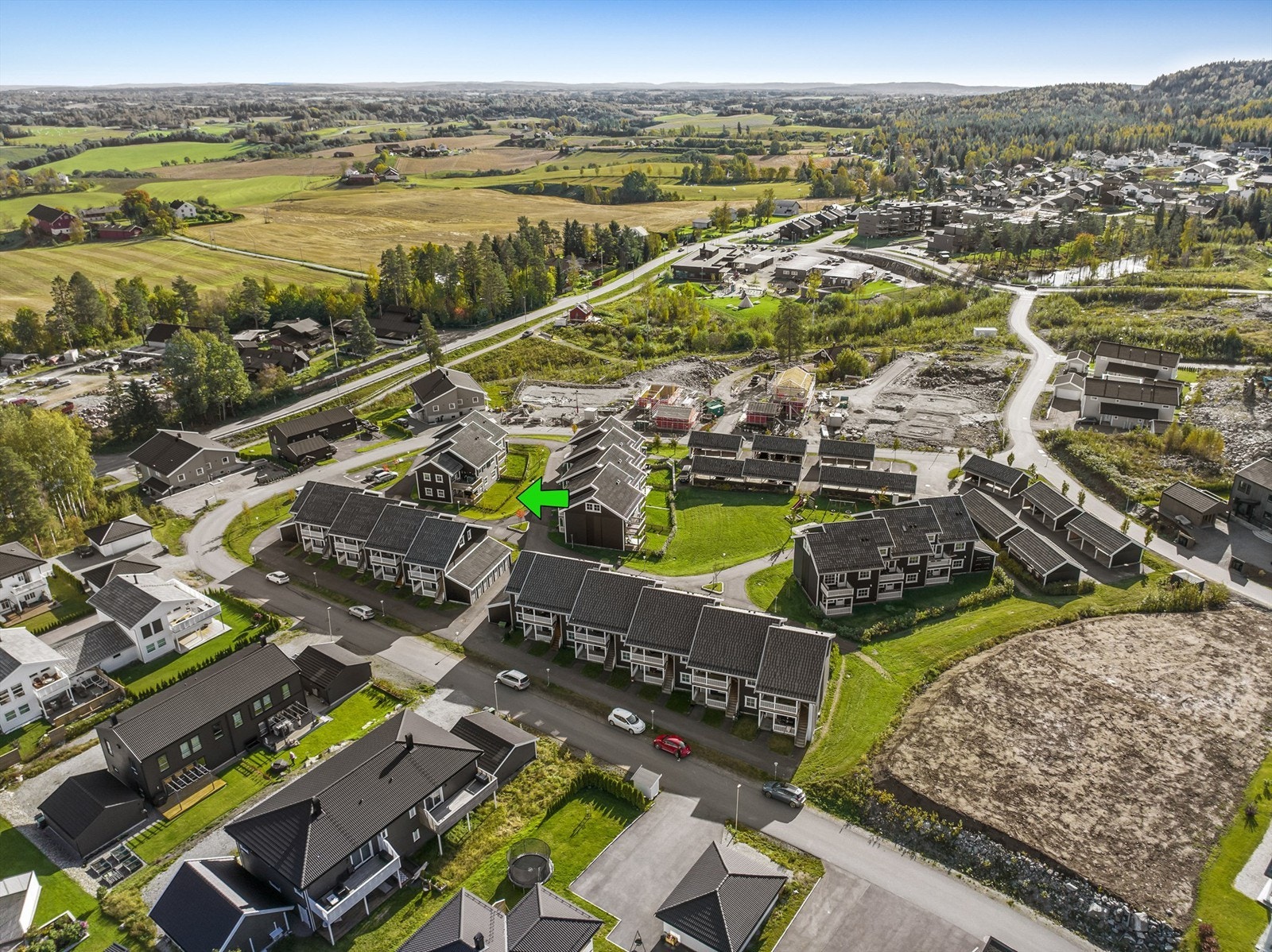 Leiligheten har en god beliggenhet i sameiet og ligger på enden. Galleribilde