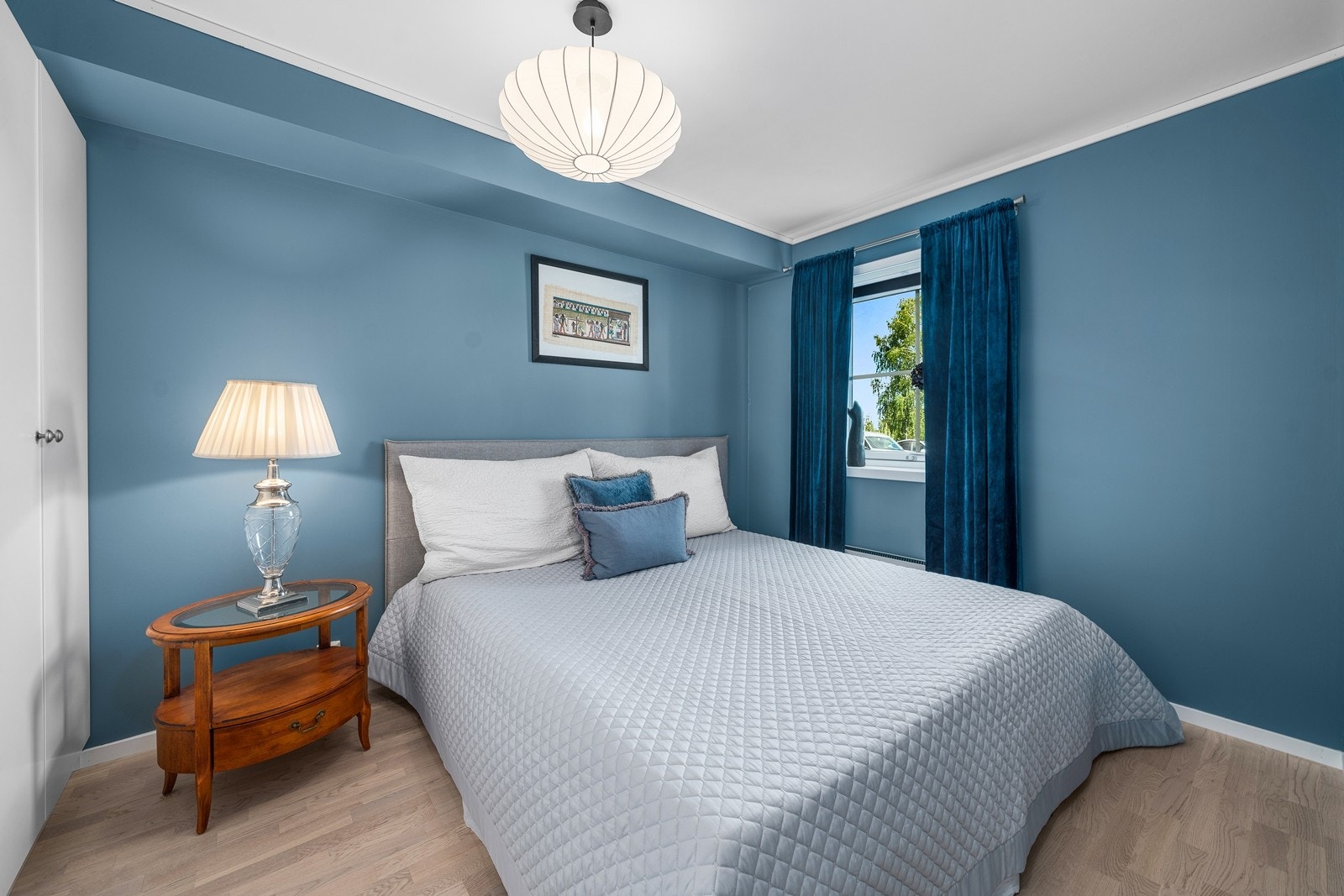 Soverom I | Plisse på vinduet Galleribilde