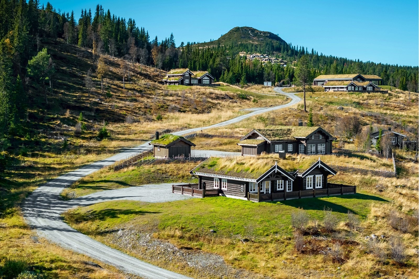 I bakgrunnen ligger Syningen, som er en fin tur for hele familien. Galleribilde