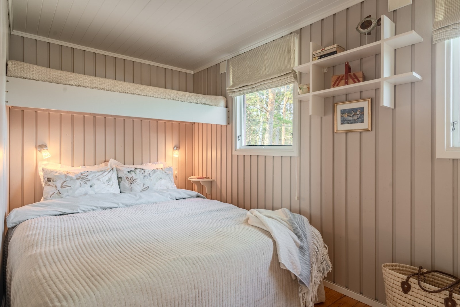 Soverom 2 har kreativ ekstraseng Galleribilde