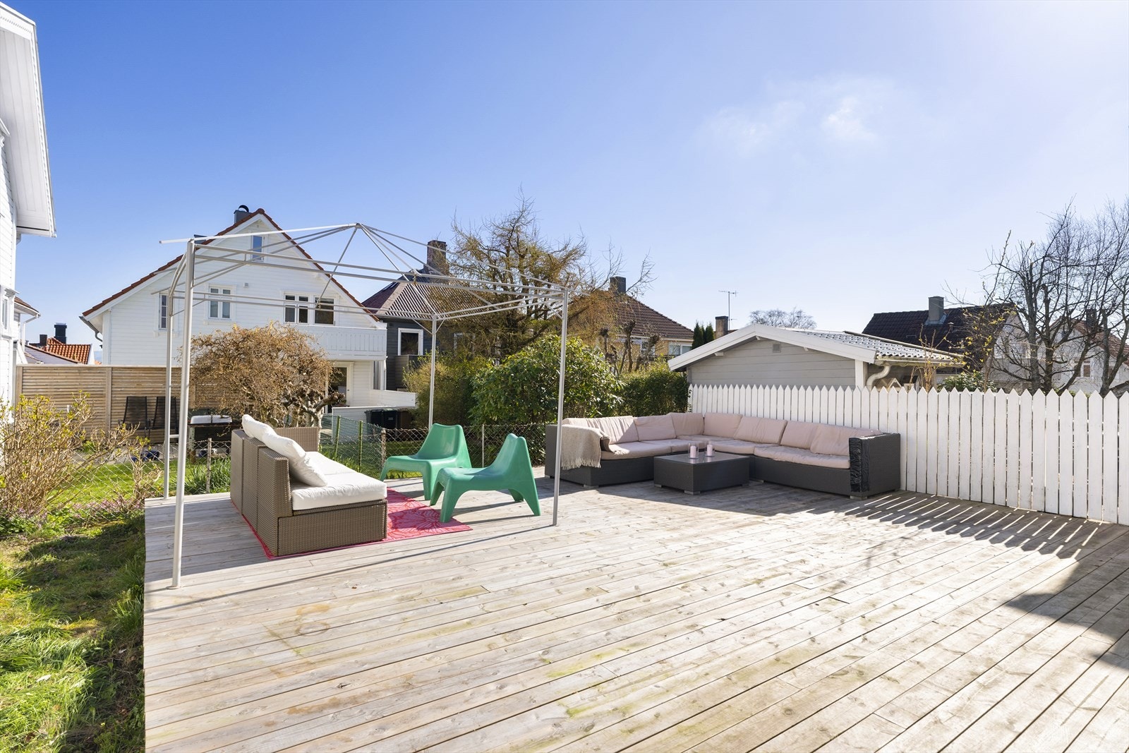 Her har du fantastiske solforhold fra morgen/formiddag til ettermiddag på sommeren. Galleribilde
