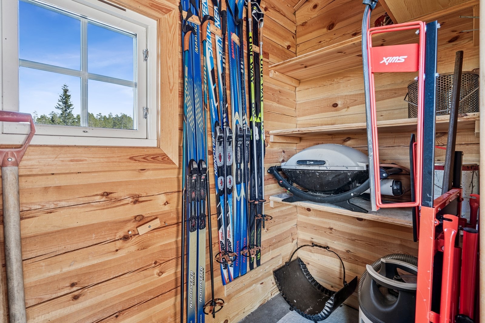 Bod med plass til ting og tang Galleribilde