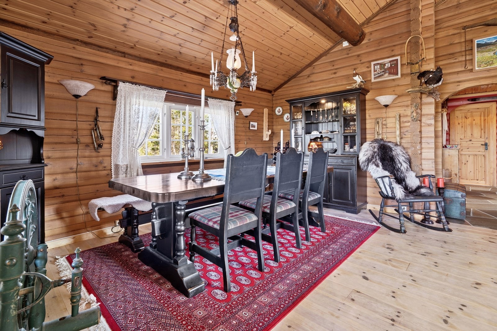 Husk å avslutt som venner etter en heftig spillekveld i Ludo Galleribilde