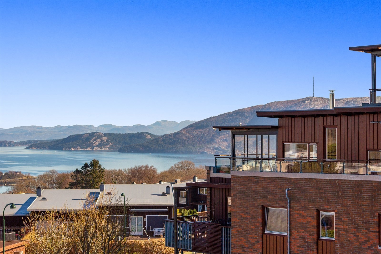 Nordvik Bolig v/Michael Boxill Knutsen har gleden av å presentere Dronningåsen 67! Galleribilde