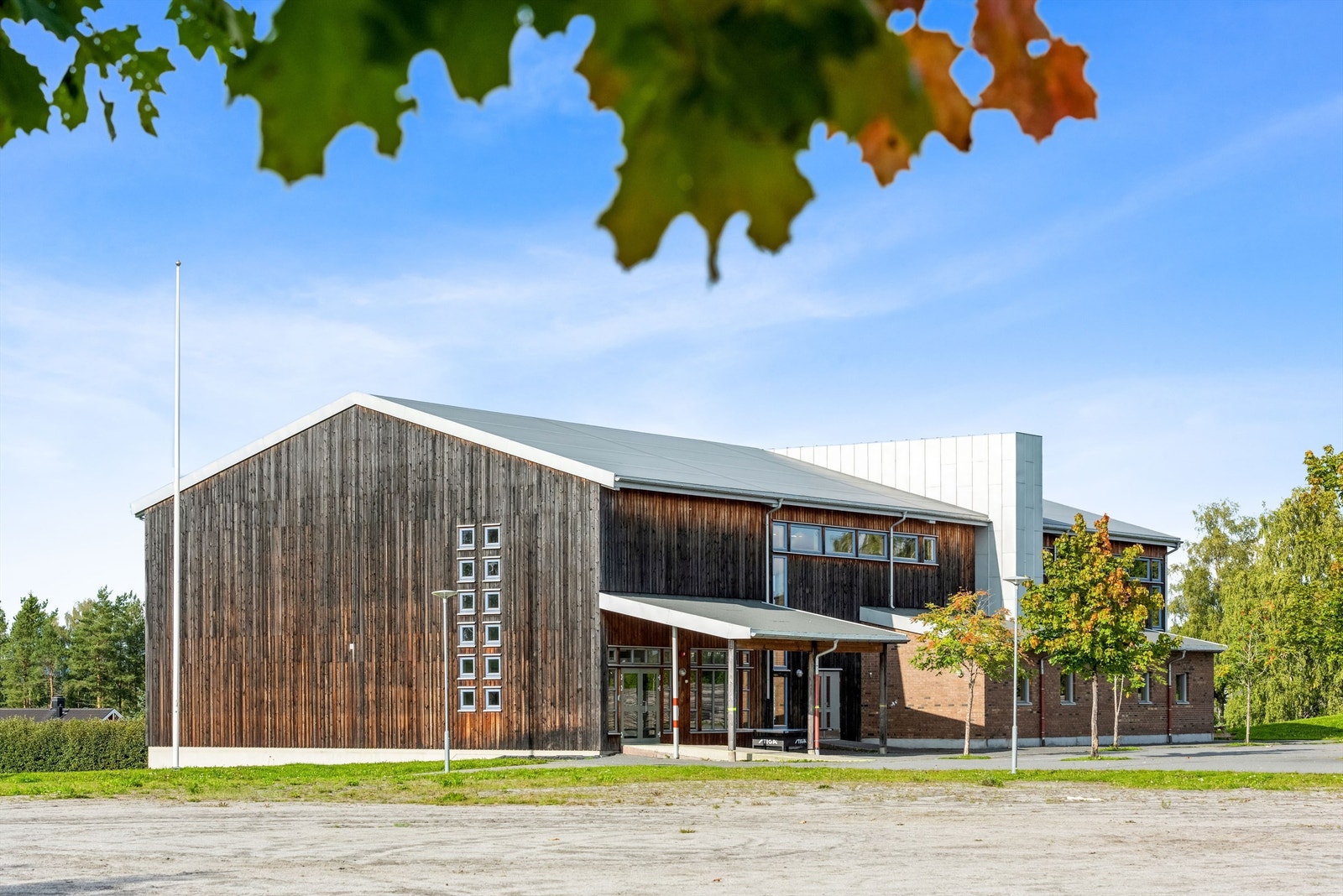 Runni U skole idrettshall Galleribilde