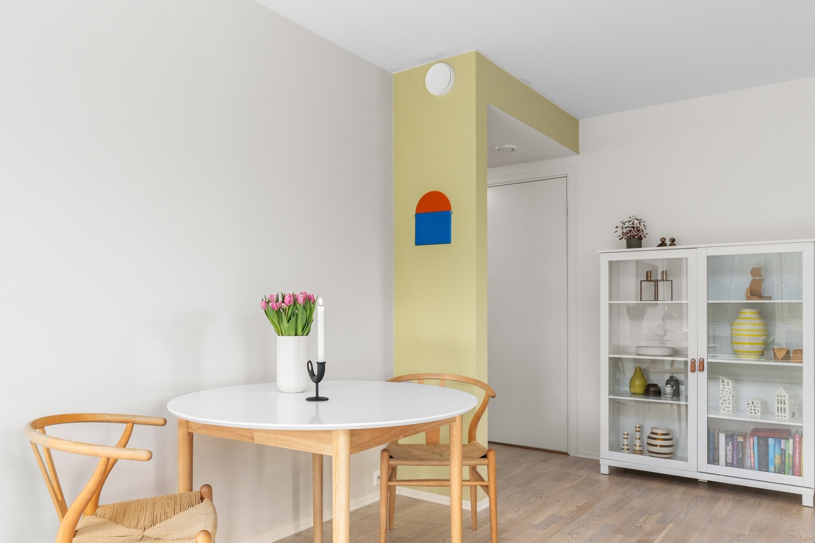 Leiligheten har nyere byggeår og nyter balansert ventilasjon. Galleribilde