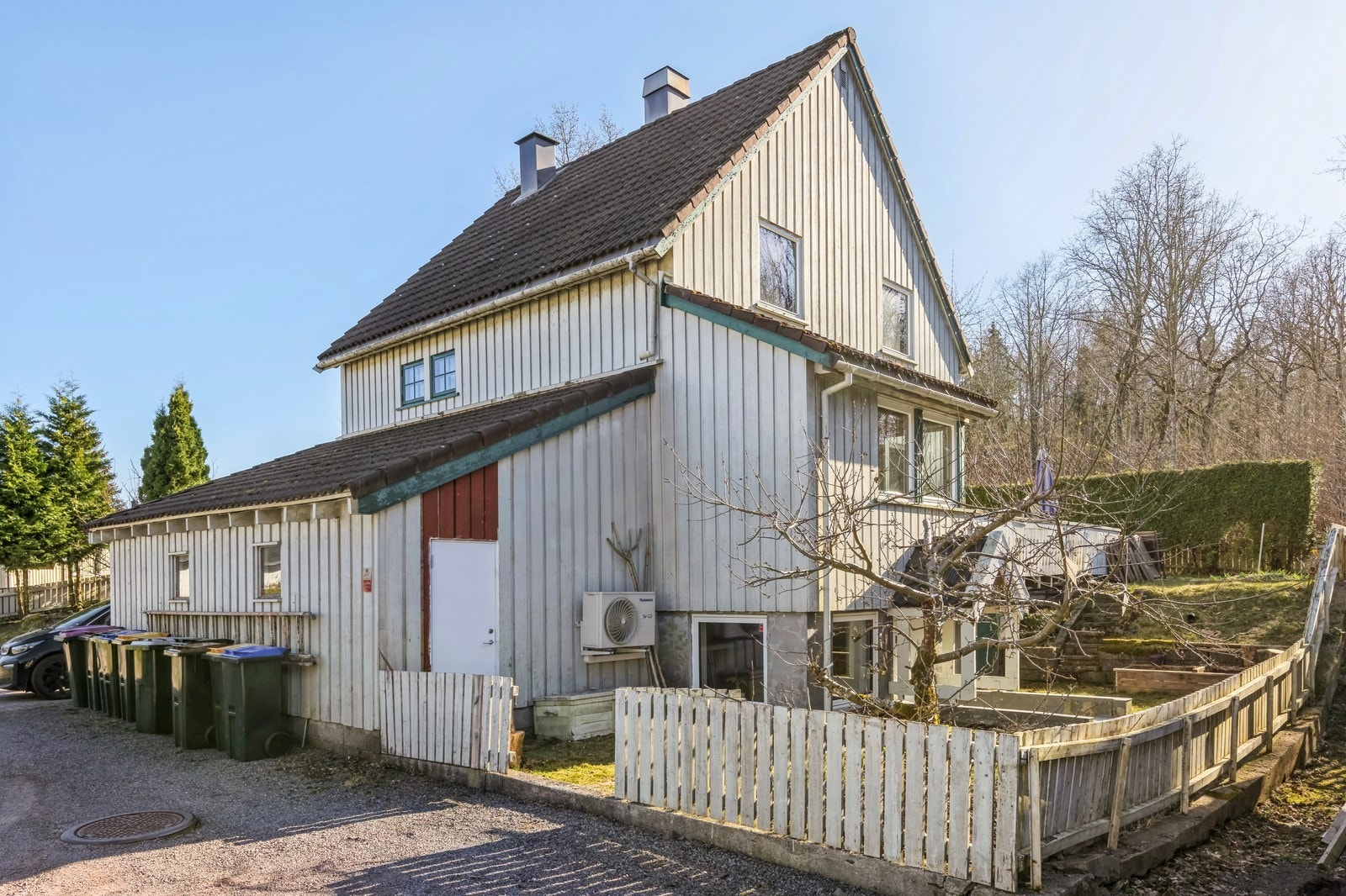Inngang med hageflekk Galleribilde