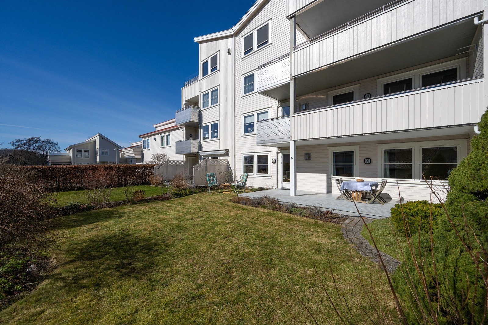 Hage/terrasse/fasade Galleribilde