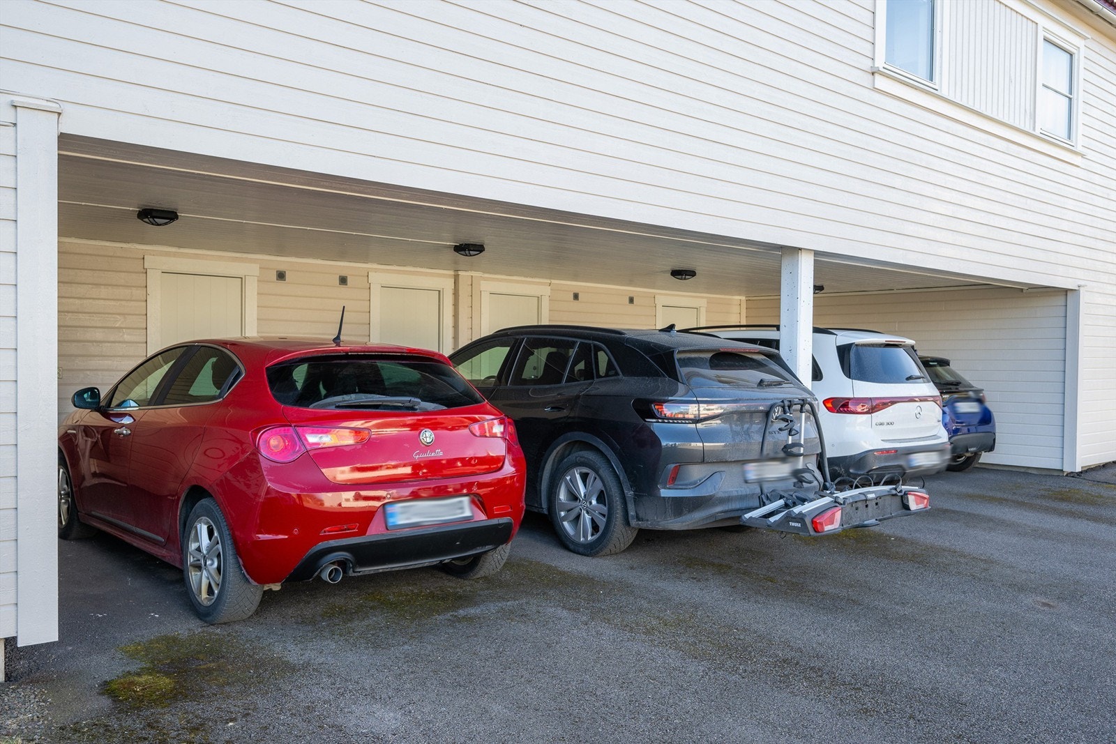 Få meter til carport og bod Galleribilde
