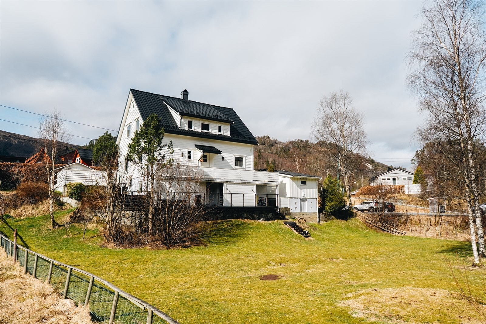 Velkommen til visning i Moldahaugene 29- presentert av Jon-Olav Synnestvedt v/Eiendomsmegler Vest Galleribilde