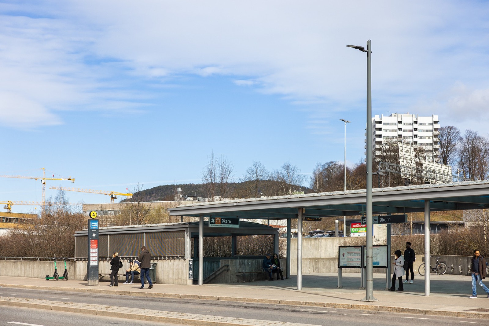 Økern T ligger i gangavstand fra boligen. Herfra går en rekke busslinjer og T-baner. Galleribilde