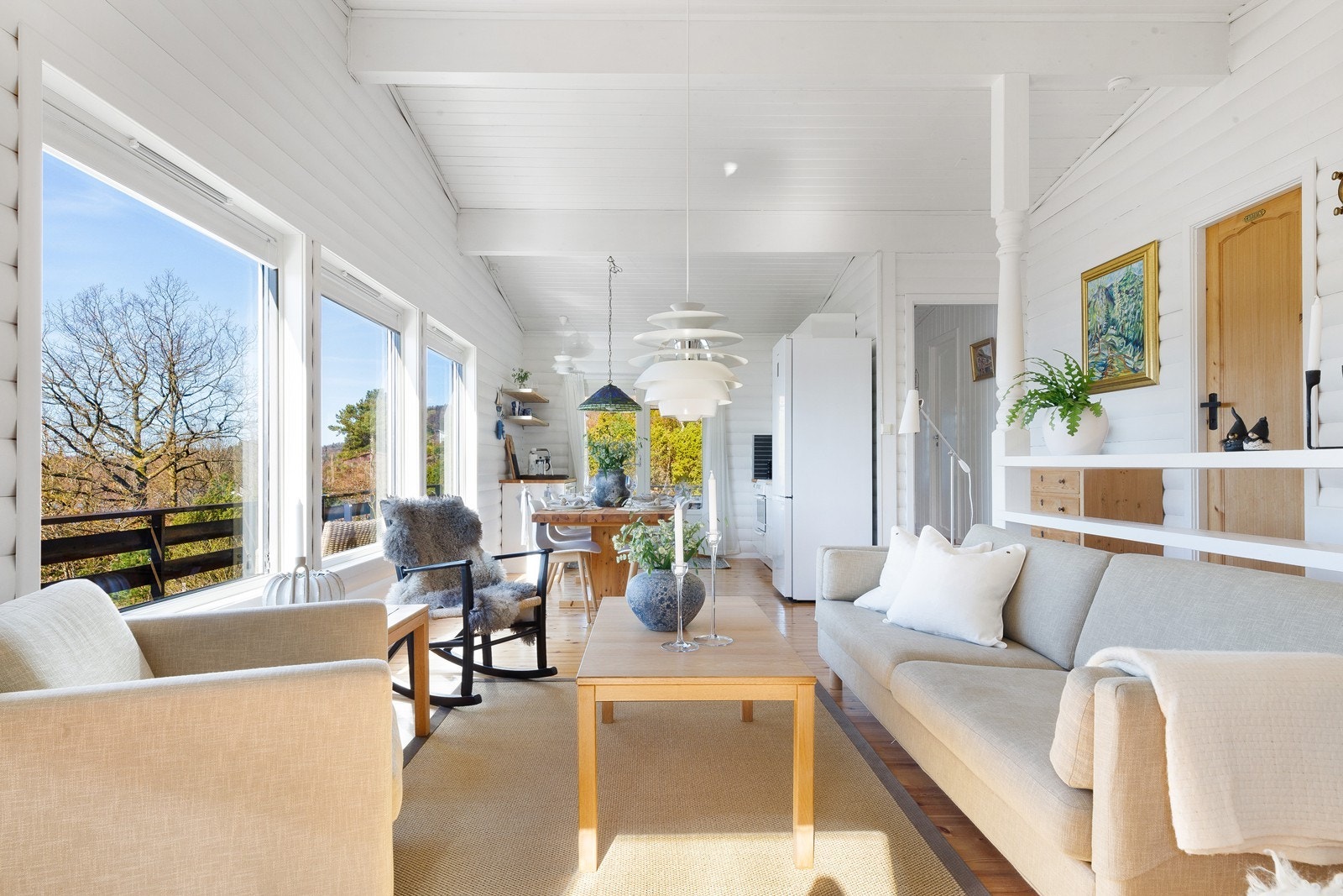 Her kan man innrede med sofa og spisegruppe og ellers annet ønsket inventar for å sette sitt eget preg på hytta. Galleribilde
