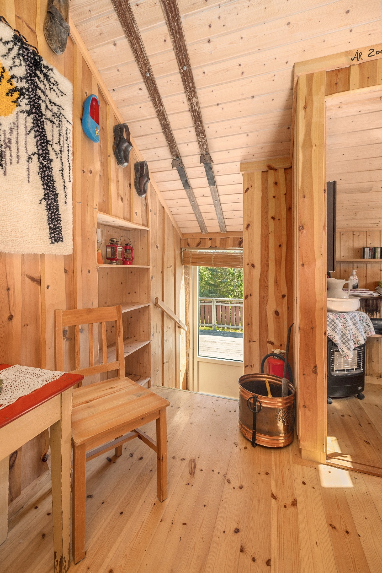 Soverom. Utgang til veranda. Galleribilde