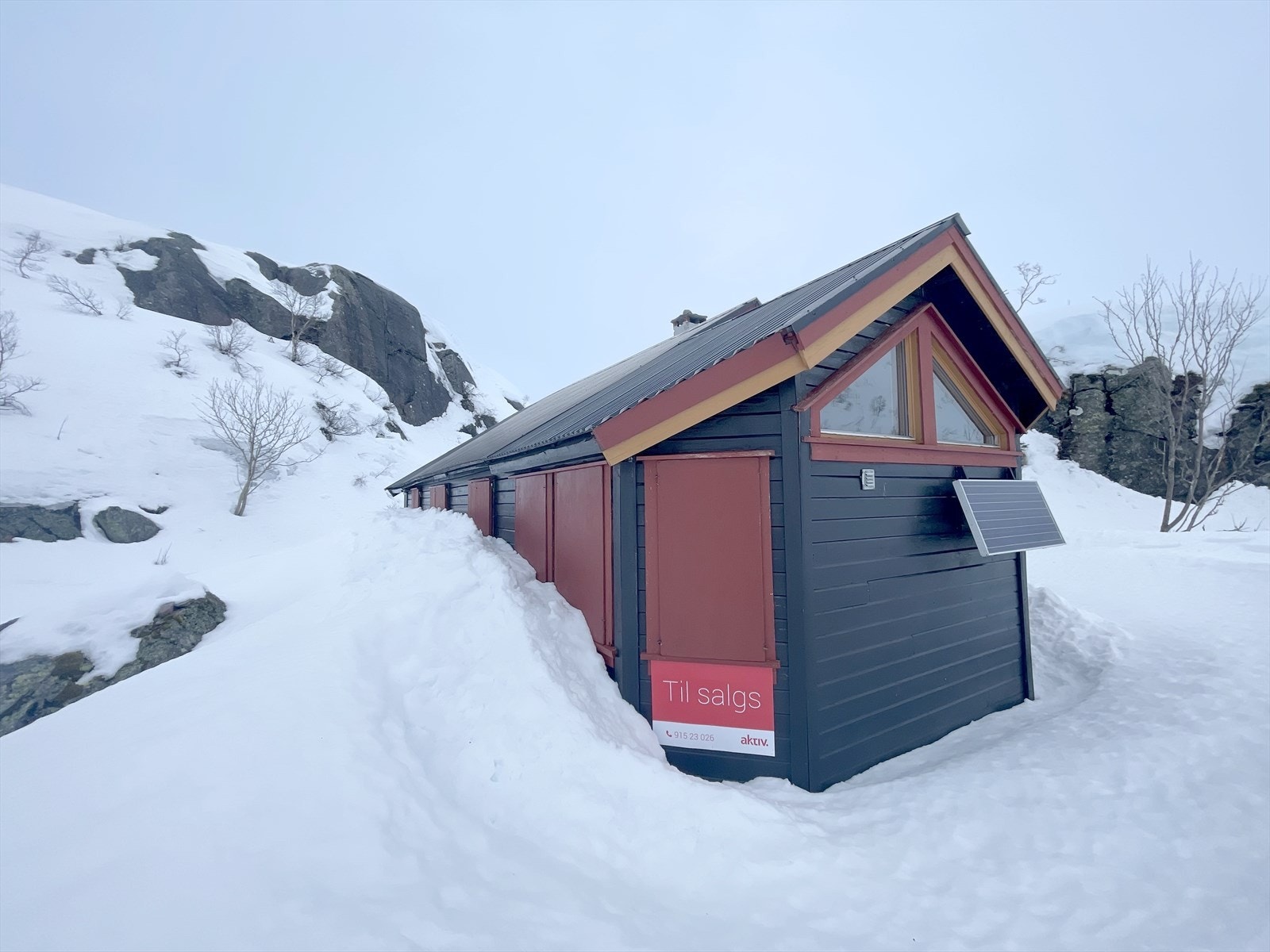 Fasade vinter Galleribilde