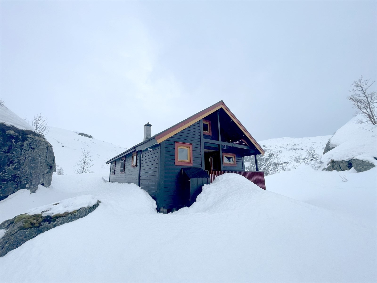 Fasade vinter Galleribilde