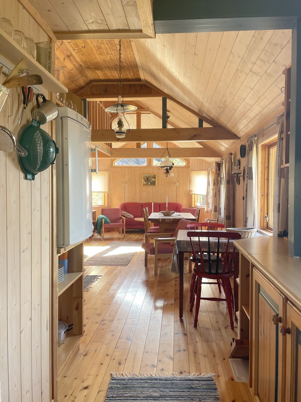 Kjøkken. Gasskjøleskap Galleribilde