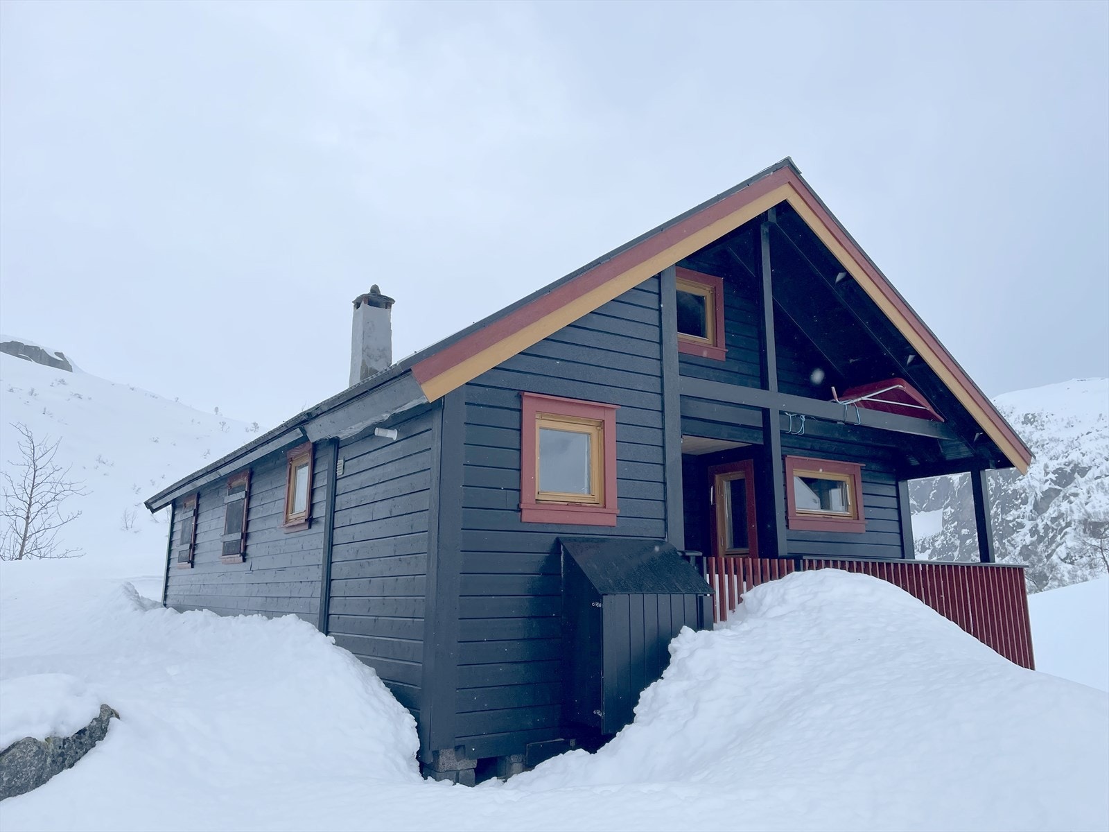 Fasade vinter Galleribilde