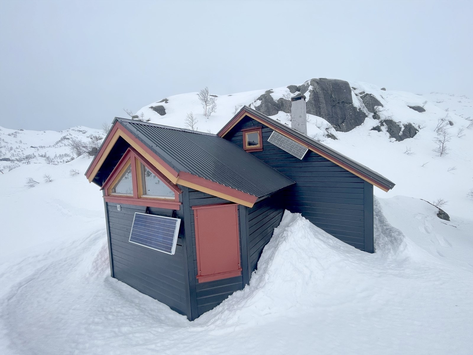 Fasade vinter Galleribilde