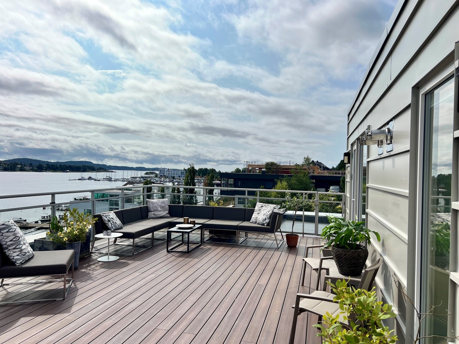 Takterrasse med fantastisk utsikt Galleribilde