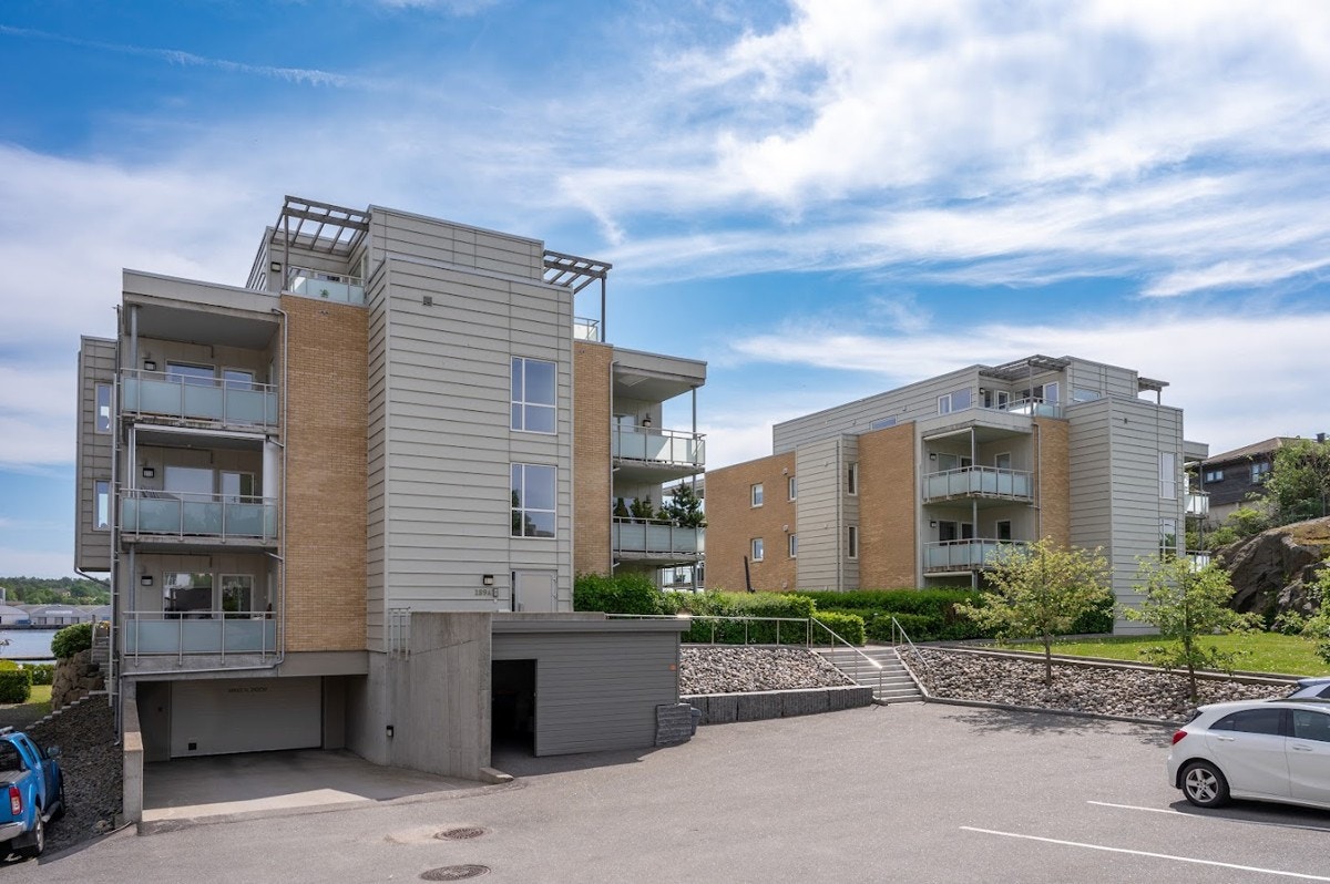 Gjesteparkering i gårdsplassen Galleribilde